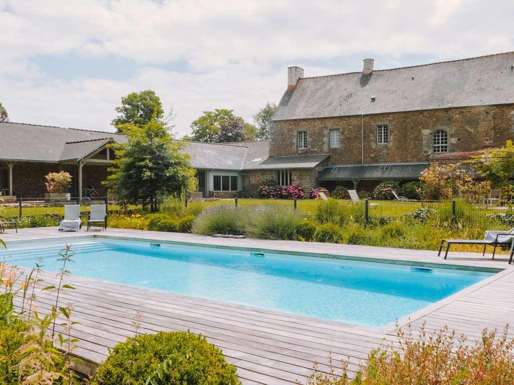 Hôtel Abbaye Le Tronchet – Handwritten Collection