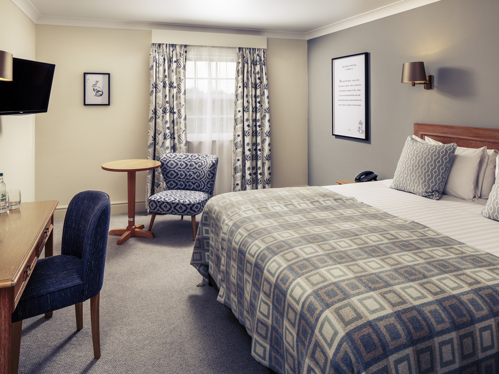 Mercure Gloucester Bowden Hall Hotel 