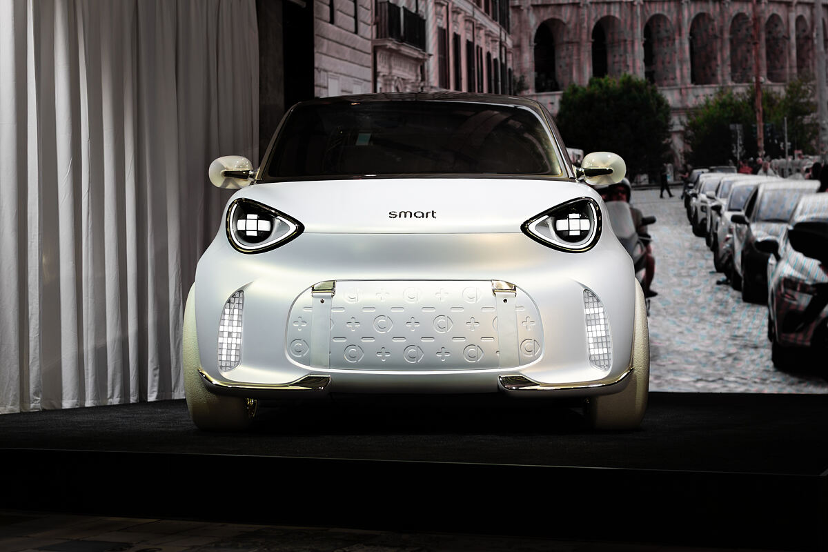 smart #2 Rome Exterior