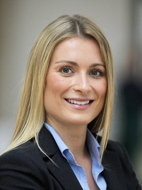 Dr. Lisa Schöler