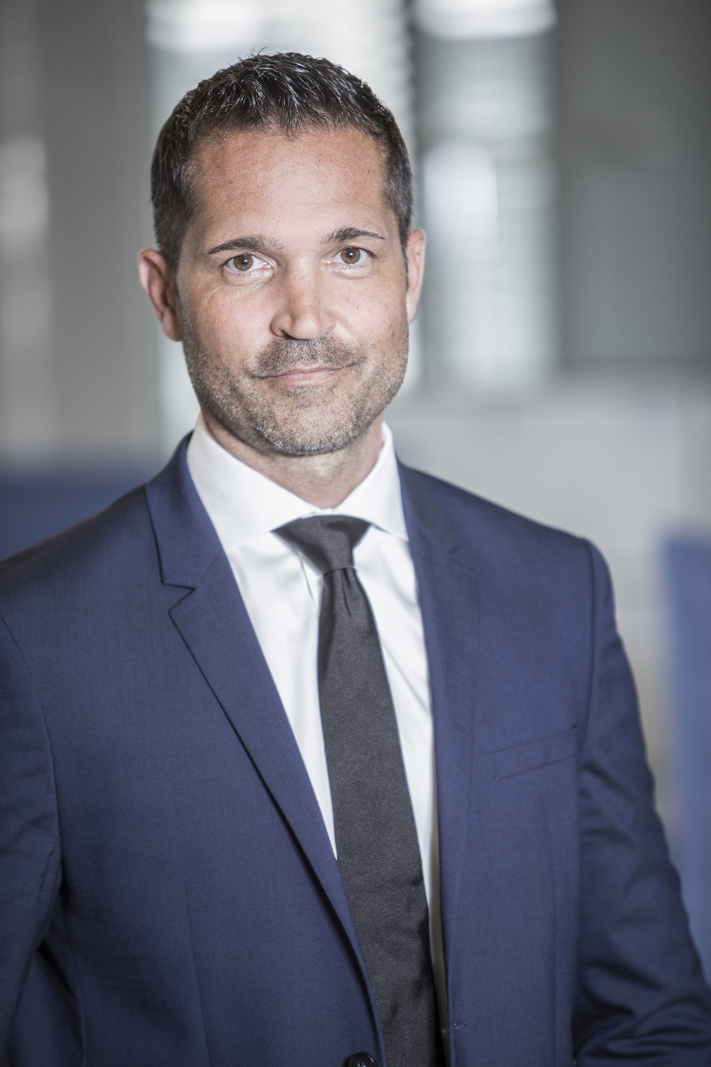 Dr. Jörn Neuhausen