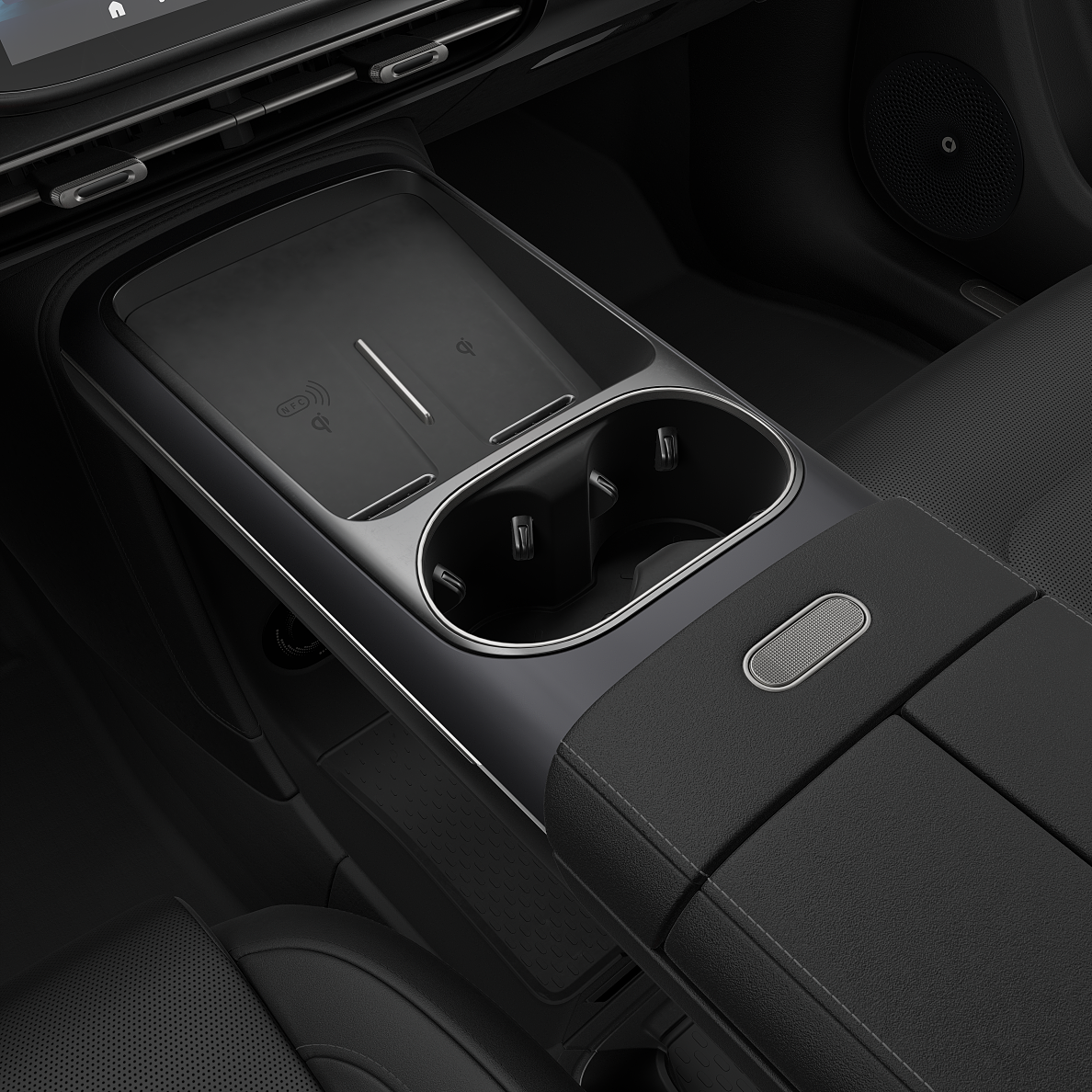 Pro+ Black Collection Hashtag5 Interior 