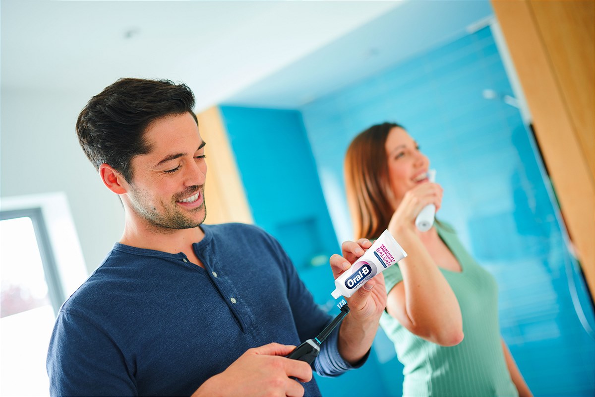 Oral-B Sensitivität & Zahnfleisch Balsam Zahncreme 