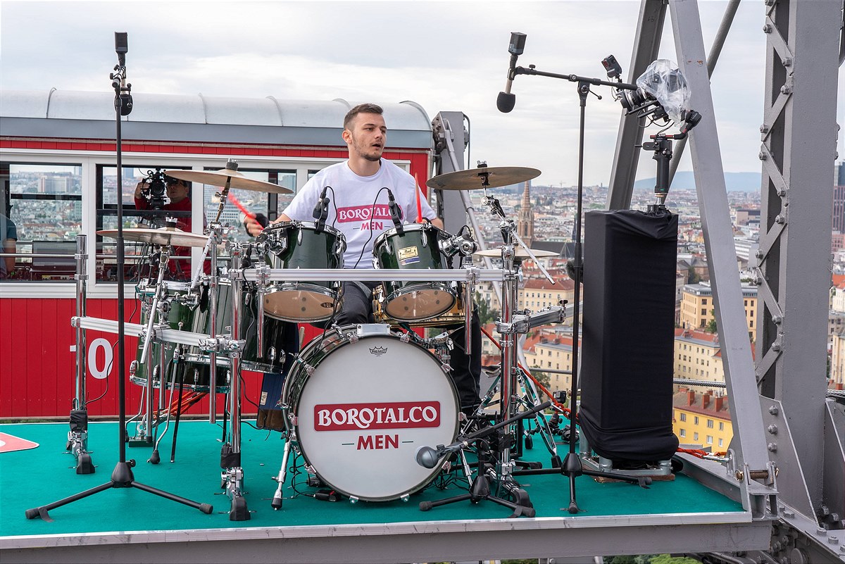 Borotalco MEN Weltrekord am Wiener Riesenrad