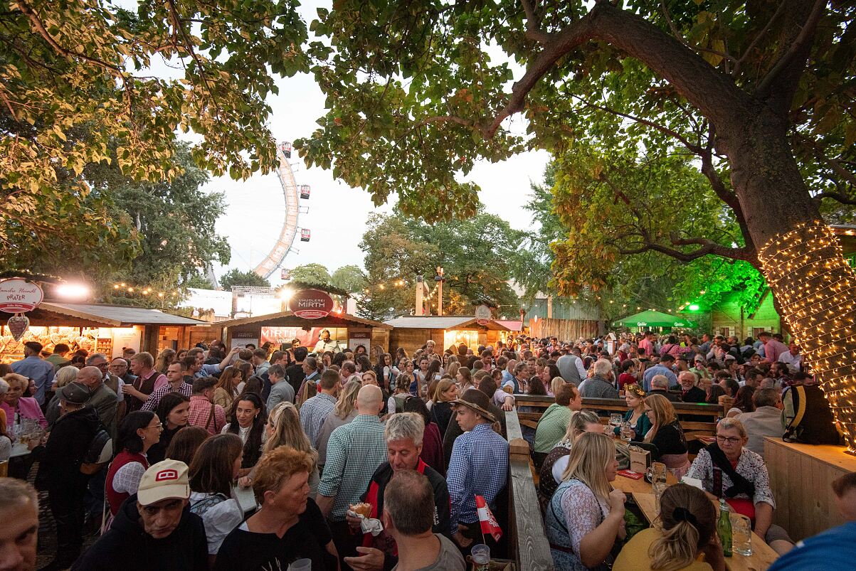 Österreichs größtem Oktober- und Brauchtumsfest