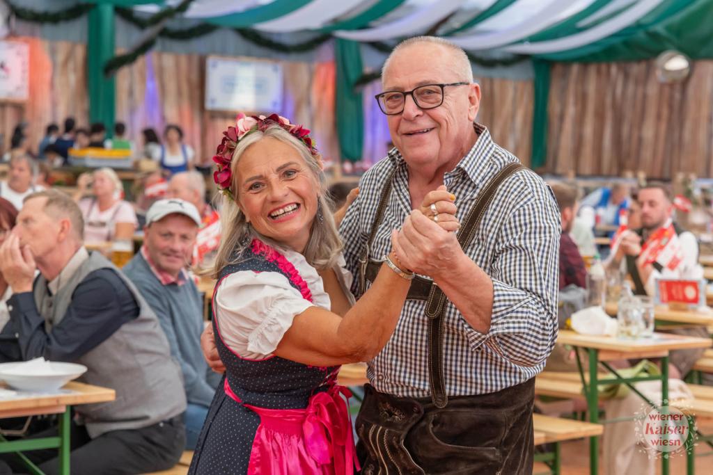 Großer Ansturm auf die Seniorentage der Wiener Kaiser Wiesn.