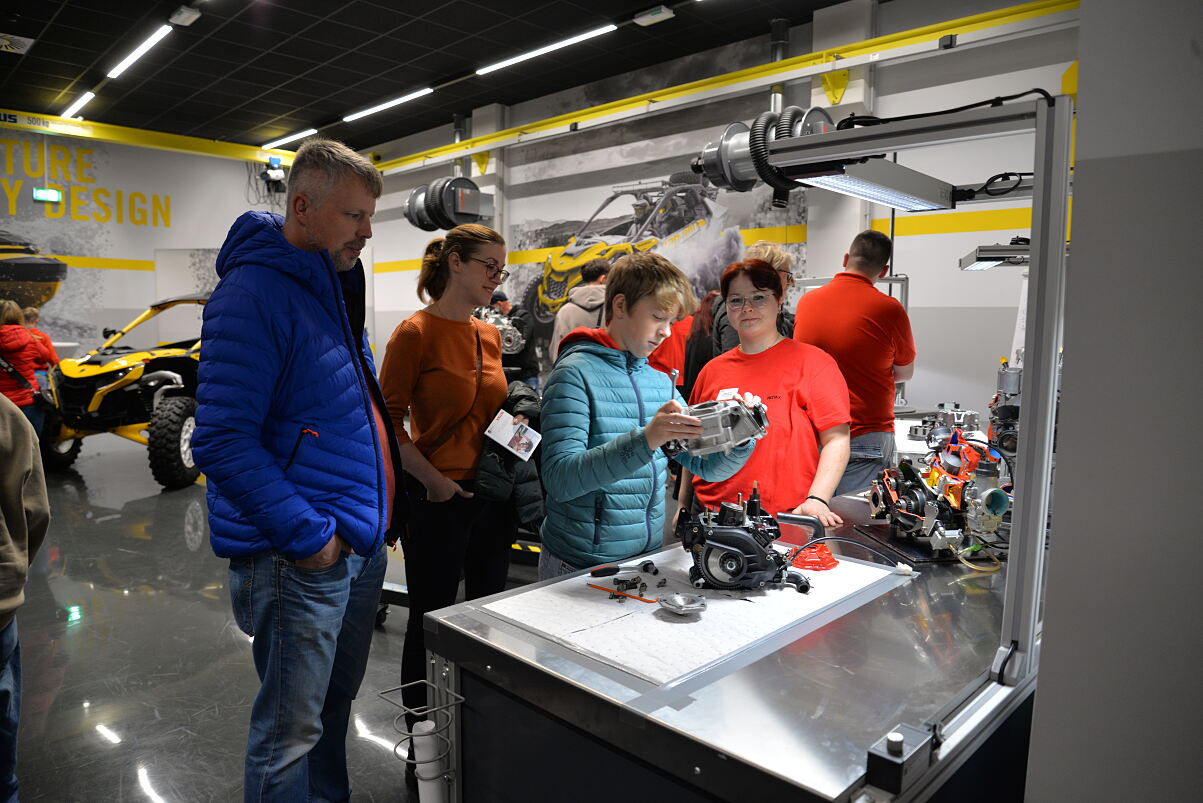 Zukunft gestalten: Lange Nacht der Lehrwerkstätte bei BRP-Rotax