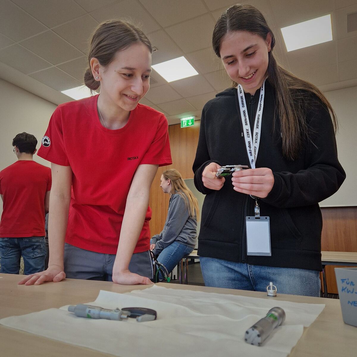 Technik hautnah erleben: Begeisterung beim Girls’ Day von BRP-Rotax