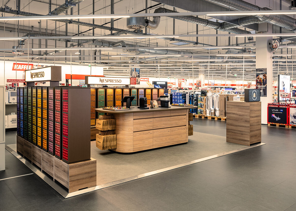 Premiere in St. Pölten: NESPRESSO eröffnet Pop-up Boutique mit neuem Konzept bei MediaMarkt