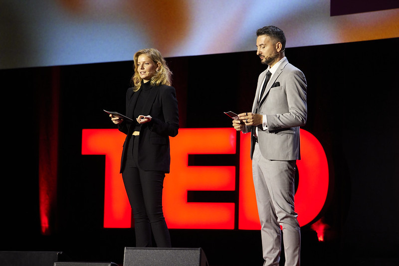 Alina Nikolaou & Vlad Gozman