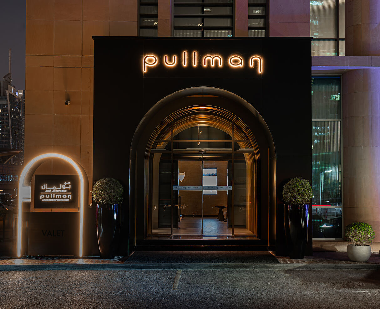 Pullman Dubai Jumeirah Lakes Towers