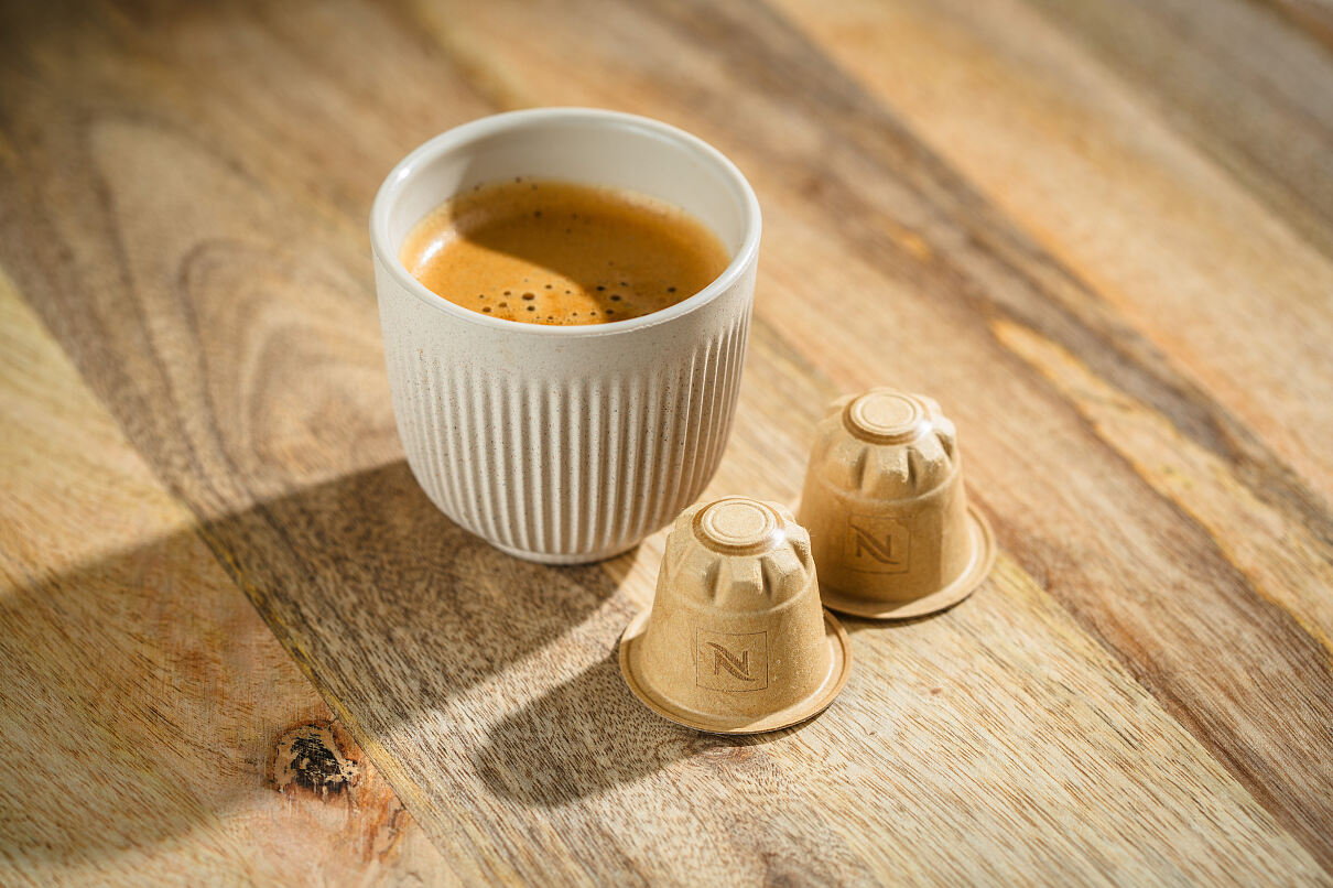 Heimkompostierbare Kapsel auf Papierbasis