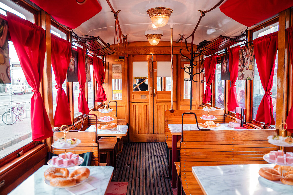 From Vienna, with Love: Nespresso zelebriert die Wiener Kaffeehauskultur mit einem besonderen Erlebnis.